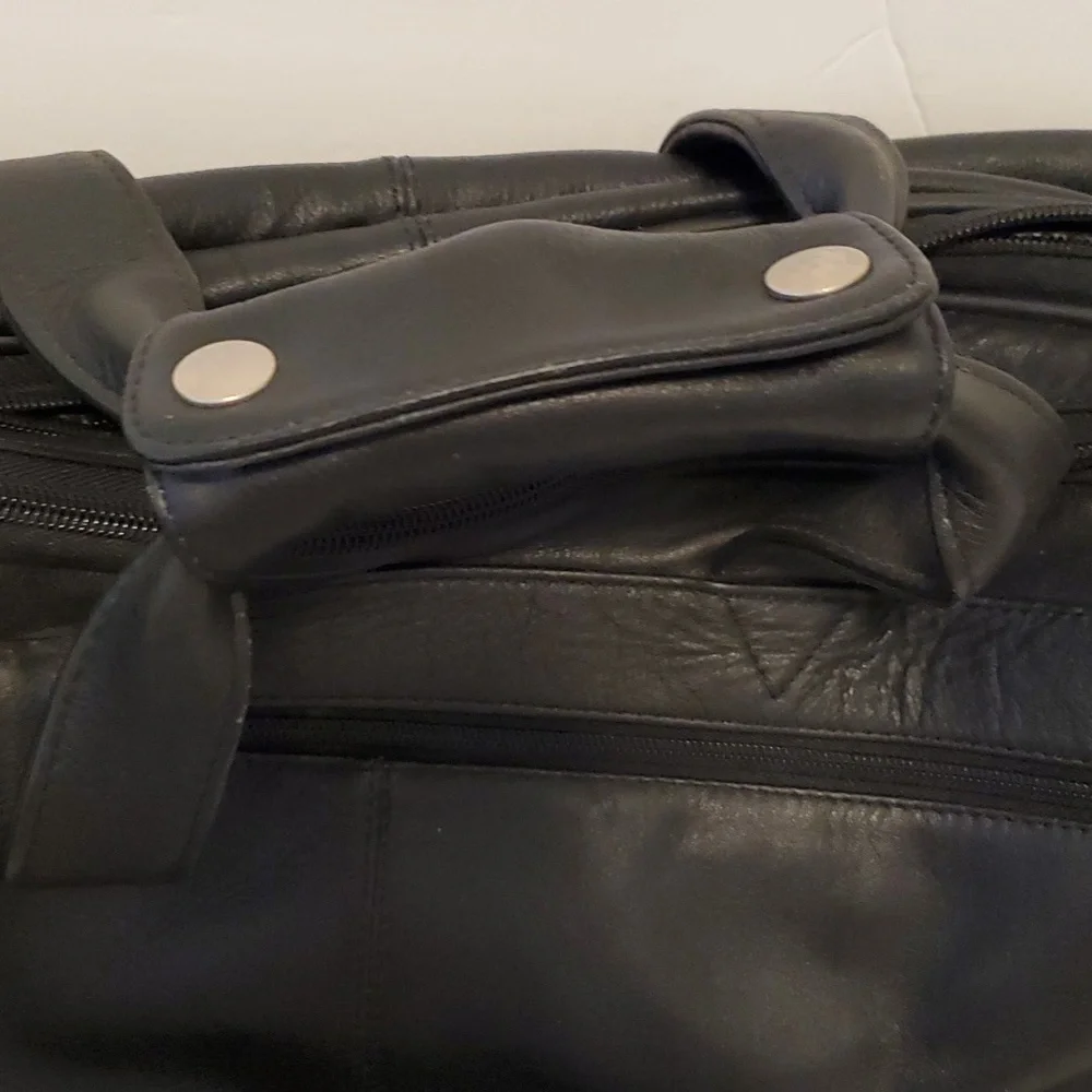 Black Fullgrain Cowhide Leather Expandable Travel Bag